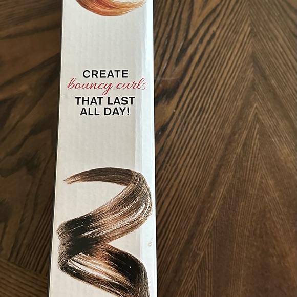 Chi Air Ca1038 Texture Tourmaline Ceramic Curling Iron 1 1/2 Inch, , Fire Red - Picture 8 of 9